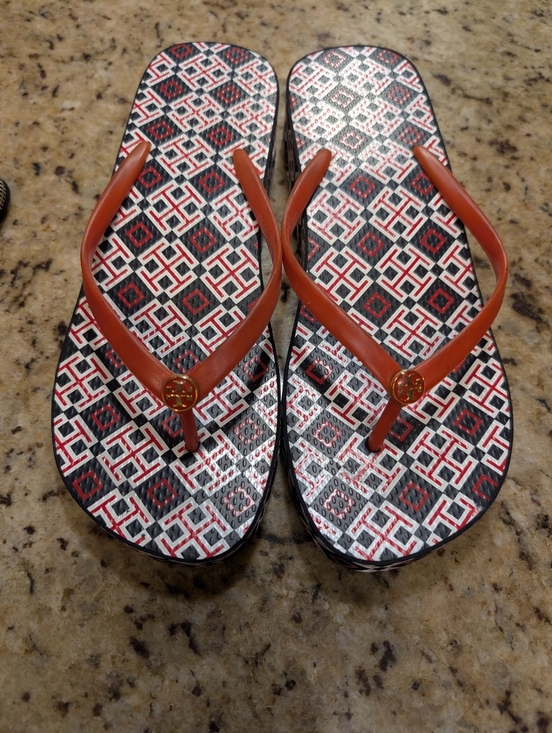 Tory Burch Shoes - Tory Burch Thandie Wedge Flip-flop Geometric Logo Women's Sz 10